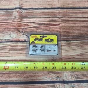 Science accents N scale A2217 Black Angus cows diorama pieces sealed